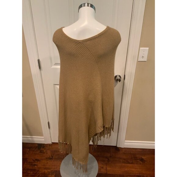 BCBG Max Azria Light Brown Rib Knit Fringe Trim Poncho  Size OS - Picture 6 of 7